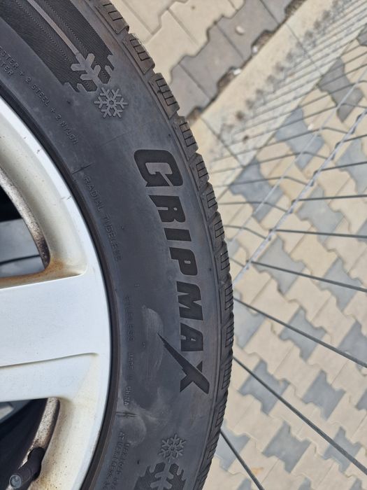 Гуми с Джанти за Audi A7 235/55 R 17 Gripmax 2023 dot