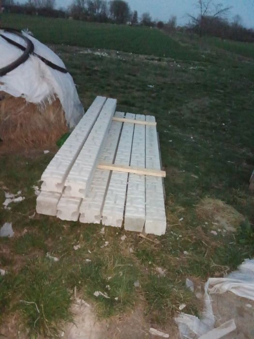 Vând gard din beton