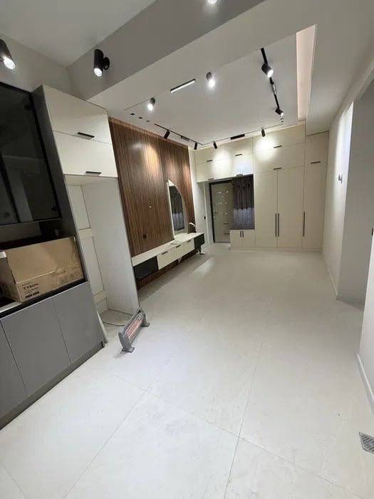 Ракат Продаётса 2/8/13  жк Аския сити 63кв.м