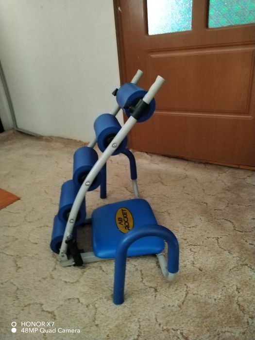 Тренажёр для спины и пресса Ab Rocket