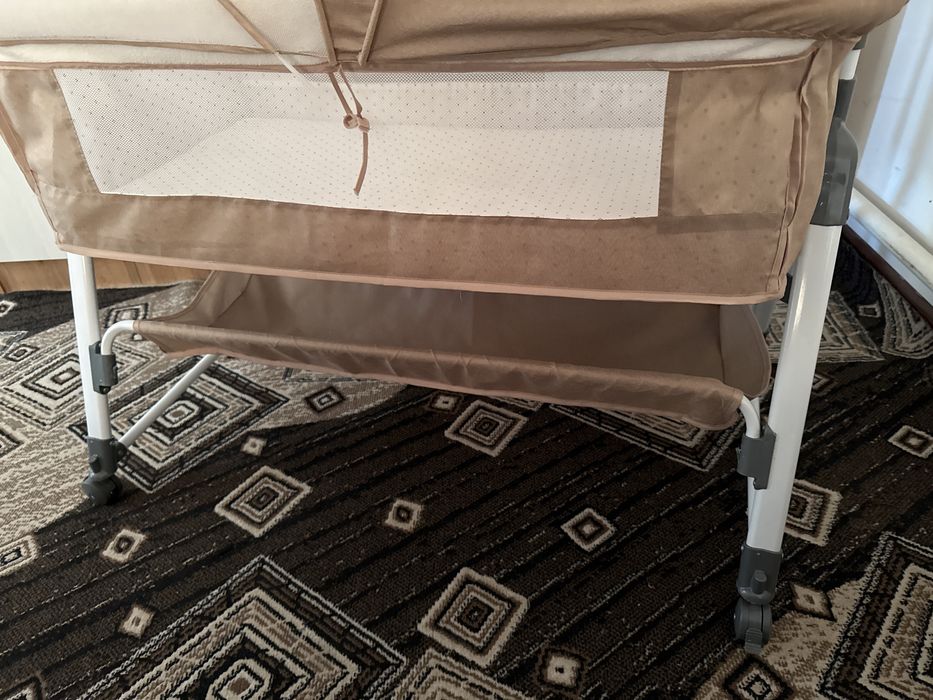 Детский манеж, кровать