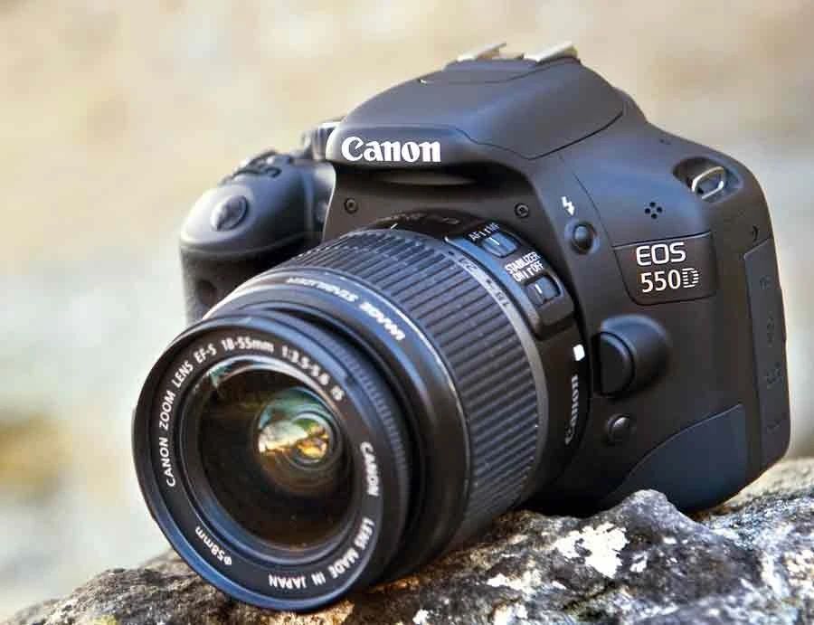CANON EOS 550D идеальное состояние