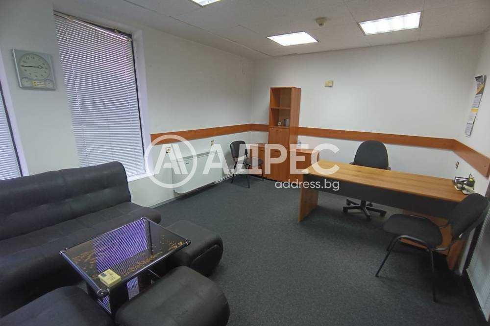 Продава се Офис в Разград, Център - 203 кв.м за 1632 €/кв.м - Снимка #1