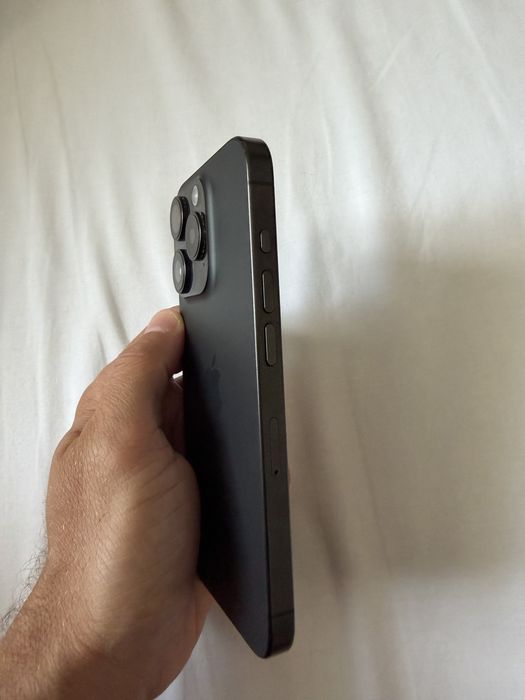 Iphone 15 pro , stare foarte buna