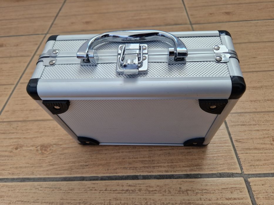 Продам болгарку Crown