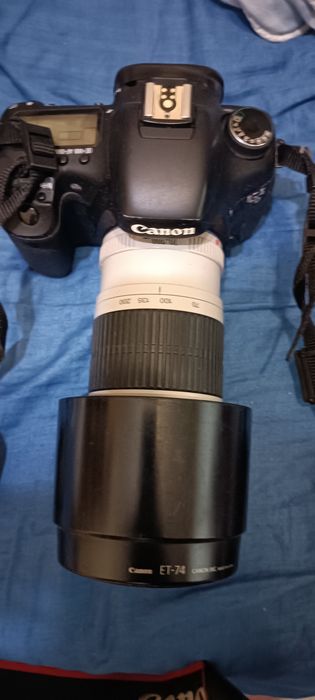 Професионален фотоапарат