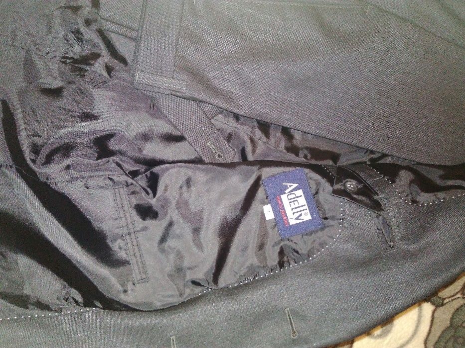 Официален Мъжки Костюм Размер 'S'