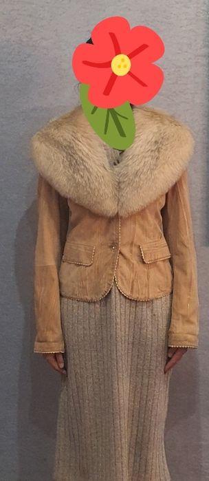 Элегантная куртка из замши