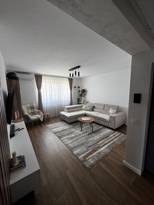 Apartament 2 camere decomandat