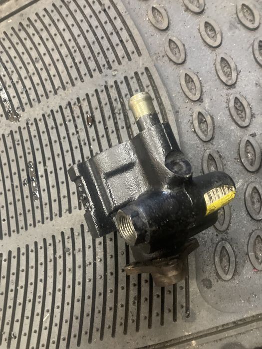 Renault Kangoo,Laguna,Megane 1999година 1.9dti Хидравлична Помпа