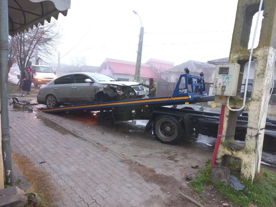 Tractari Auto-Asistență RUTIERĂ- Platform și vulcanizare  auto-Utilaje