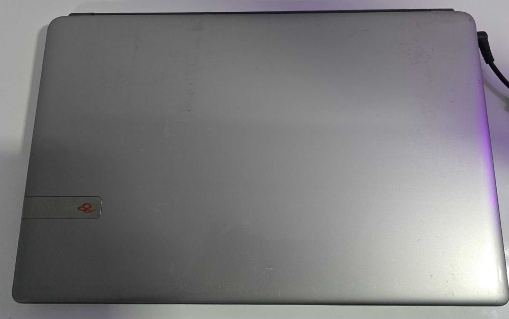 Laptop Packard Bell V5WT2