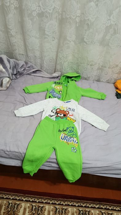 Продаётся детская одежда на мальчика. 9-12 месяцев