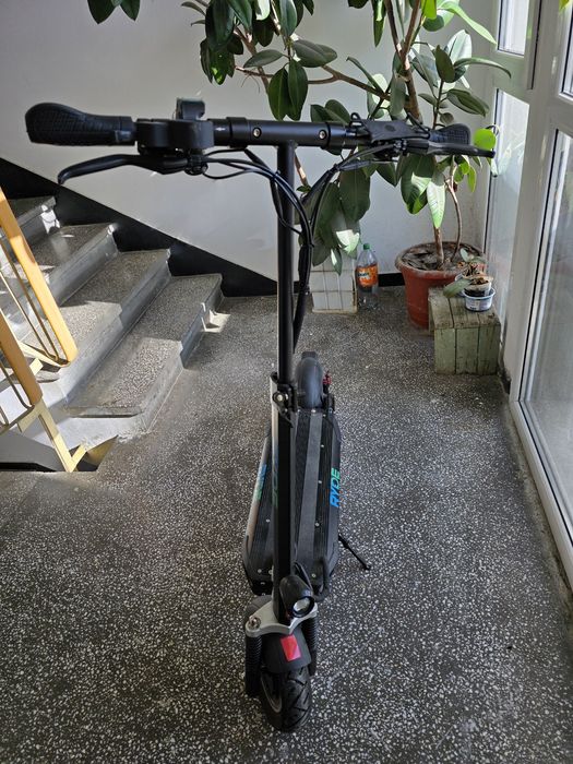 Trotineta electrica pliabila RYDE 600 - seria 10", 600W/52V/18.2Ah, viteza maxima 55km/h, autonomie 60-65 km (Negru)
