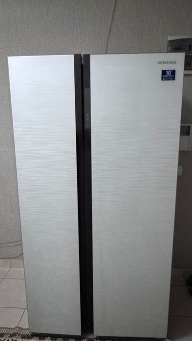 Продам холодильник Samsung Side by Side