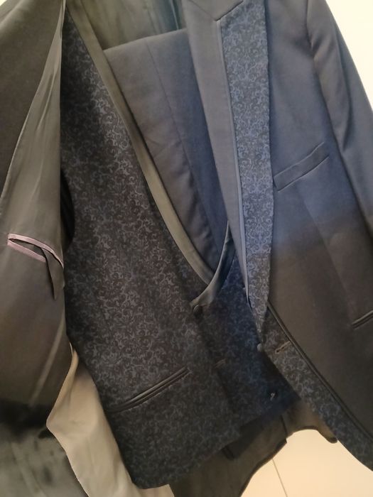 Costum de mire bleumarin