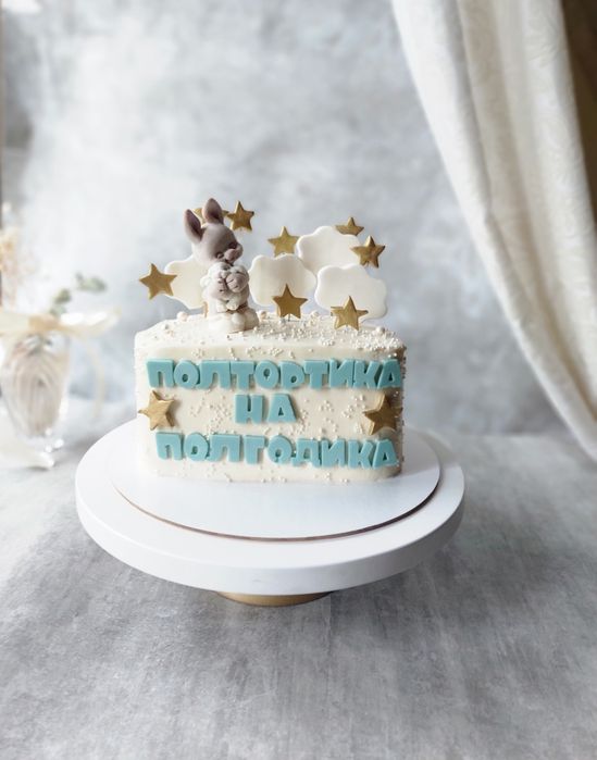 Торты на заказ,торты с короной, в стиле ламбет,короны отдельно и т.д