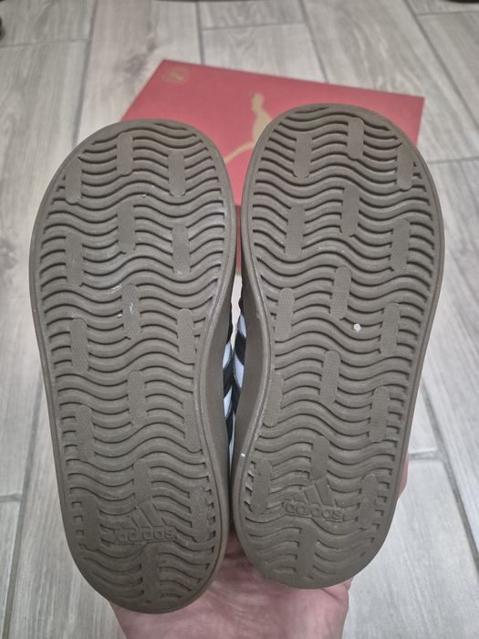 Adidasi fetiță Adidas,  mărimea 27