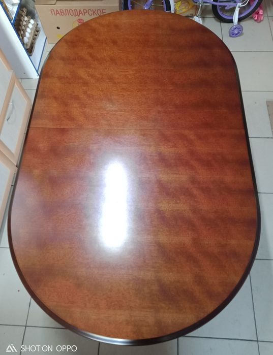 Продам стол Малайзия
