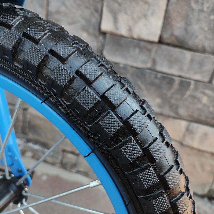 Велосипед велик. Prego. Размер 16. Для мальчика или девочки.