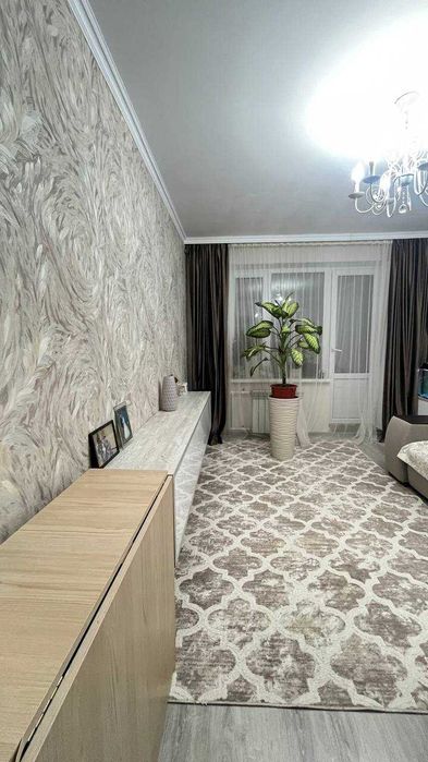 Продам 3 комнатную на Маресьева