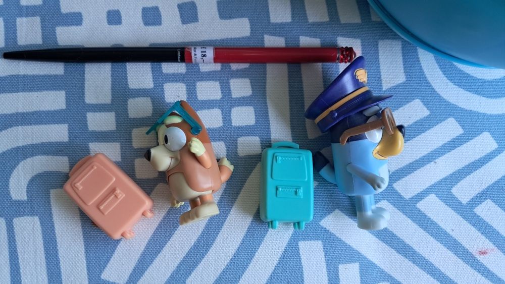 Bluey 3-in-1 Transforming Plane Playset – комплект за игра с Блуи и Бинго | Moose Toys