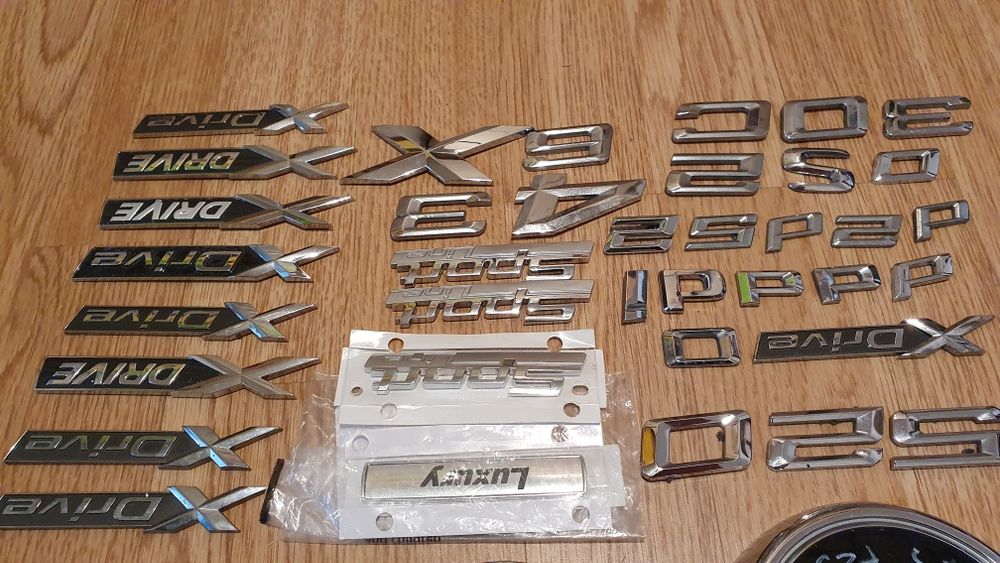 Emblema sigla logo BMW 1 2 3 4 5 6 7 x1 x3 x4 x5 x6