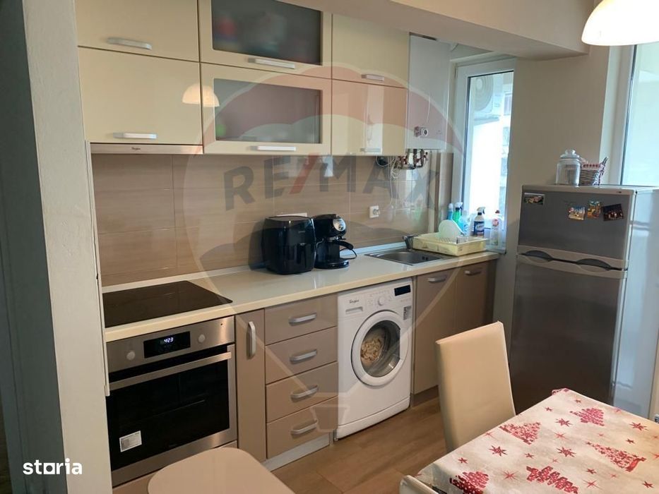 Apartament 3 camere de închiriat – Bloc nou, Bd. Unirii zona MC
