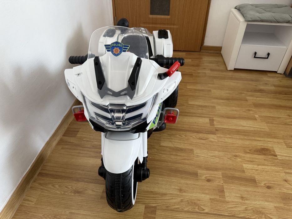 Masina / motocicleta cu telecomanda