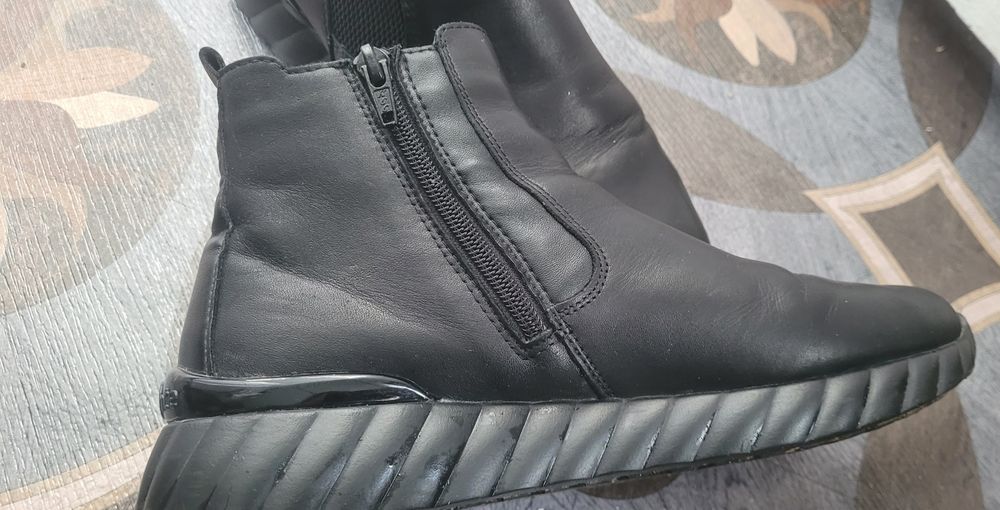 Ghete dama la super preț.