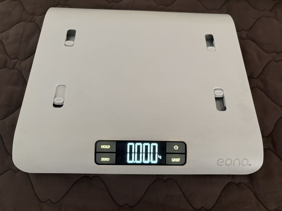 Електронна везна за бебе