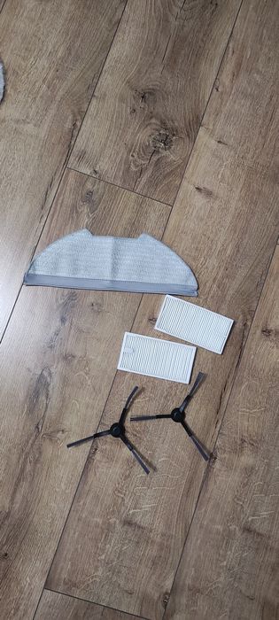 Robot  aspirator  si mop Eureka E10s (Xiaomi, Roborock, Dreame)