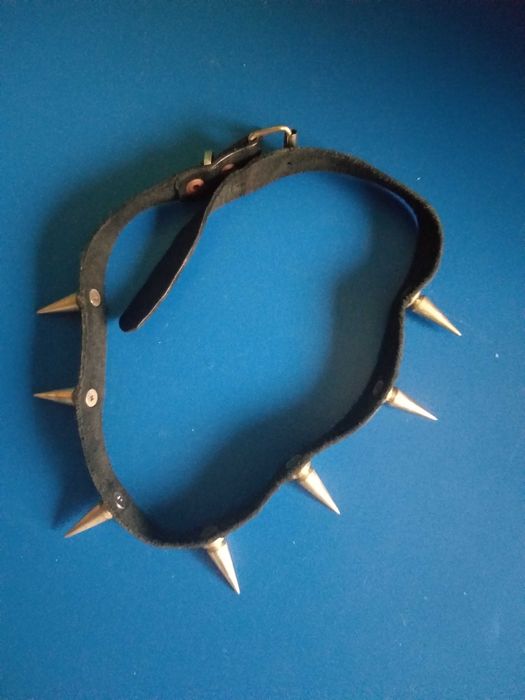 Accesorii goth/metal (brațări, inele, lanțuri, cercei)