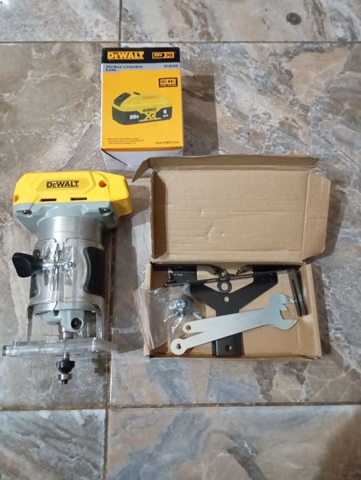 Freza conturi dewalt cu baterie de 6A