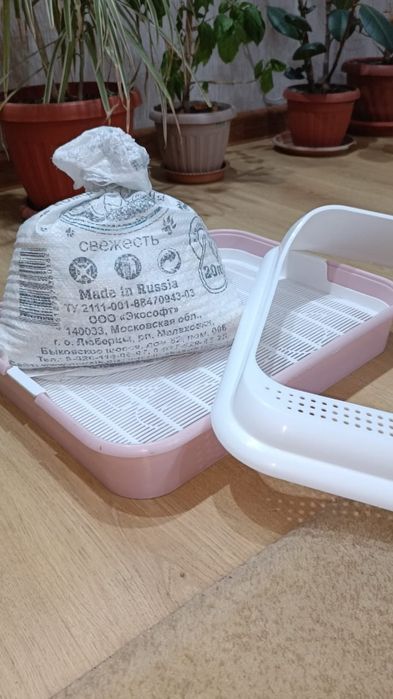 Лоток с наполнителем