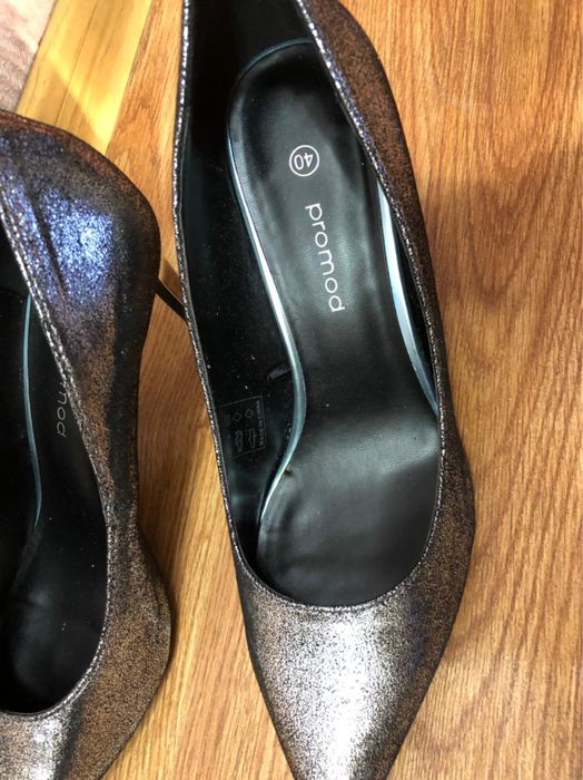 Туфли серебристые