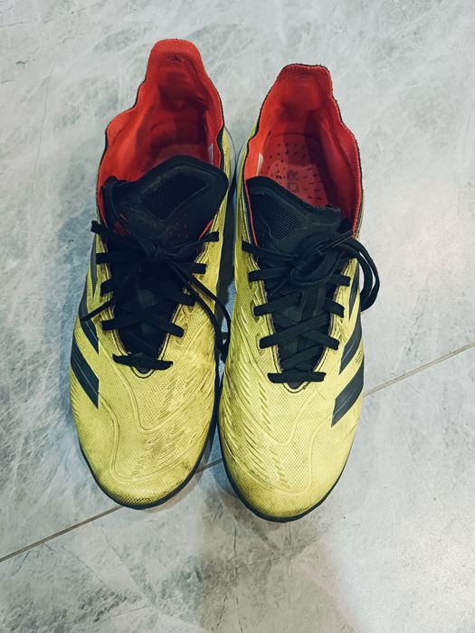 Бутсы Adidas Predator оригинал 37-38 размер.