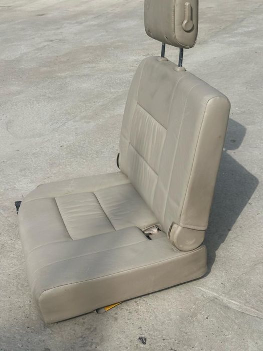 Сиденье от Прадо