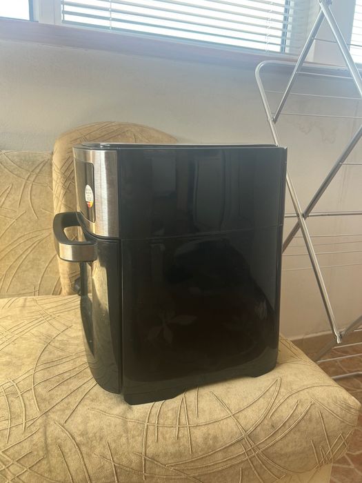 Фурна Airfryer.