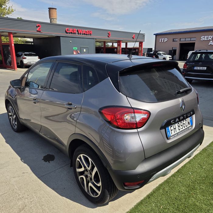 Renault Captur 1,5 D an 2017 , euro 6 , 6400€