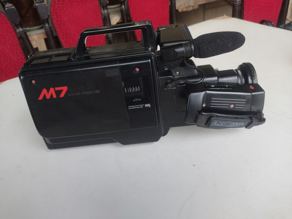 Video kamera sotiladi