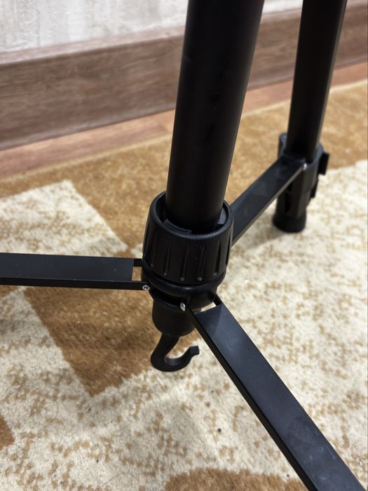 Штатив для мобильных и камер