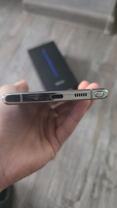 Samsung galaxy Note 10+ Aura Glow