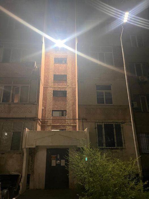 Продам 2х комнатный квартира