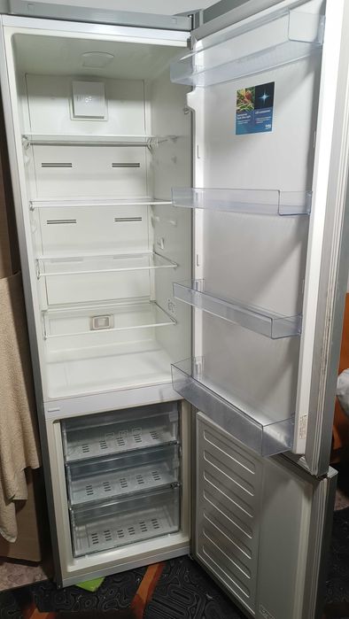 Продам 2 нерабочих холодильника в Каскелене.