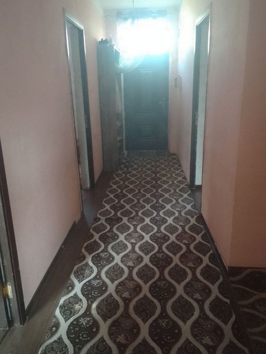 Саёхатда 3 хонали котеж срочни сотилади