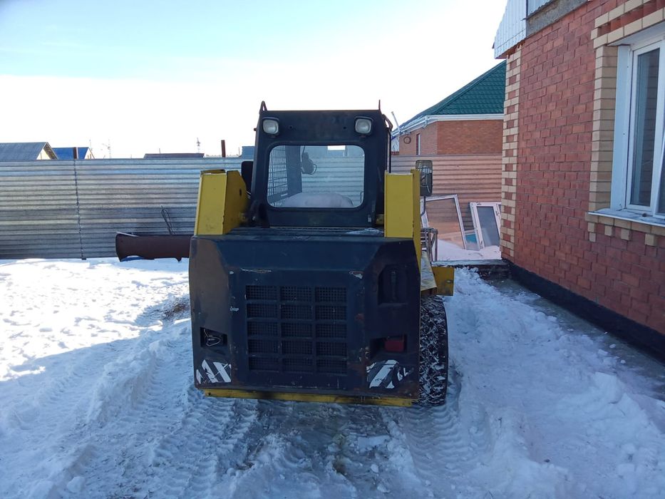 Продам мини погрузчик АНТ -750
