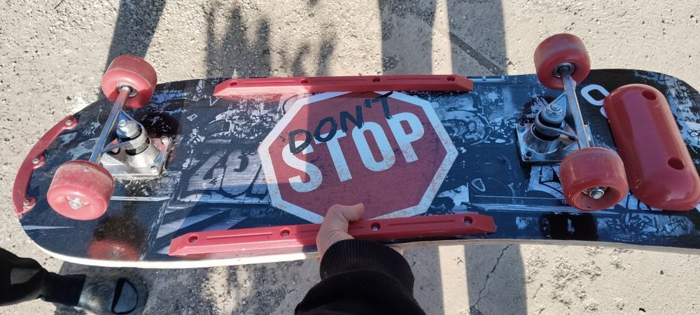 Продам 2 скейтборда