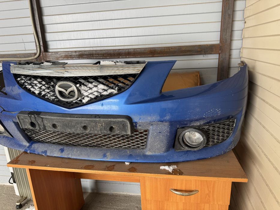 Бампер перед Мазда премаси