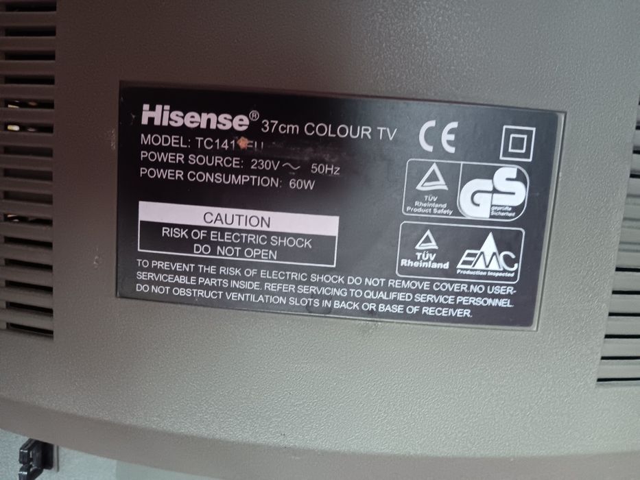 Телевизори Crown и Hisense